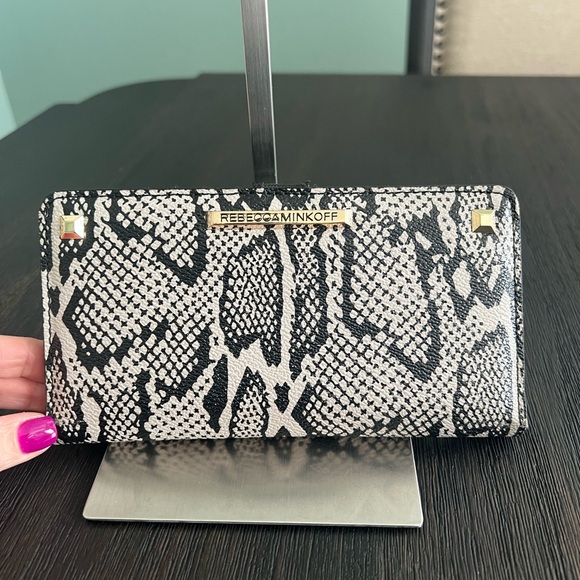 Rebecca Minkoff Wallet - Picture 1 of 7